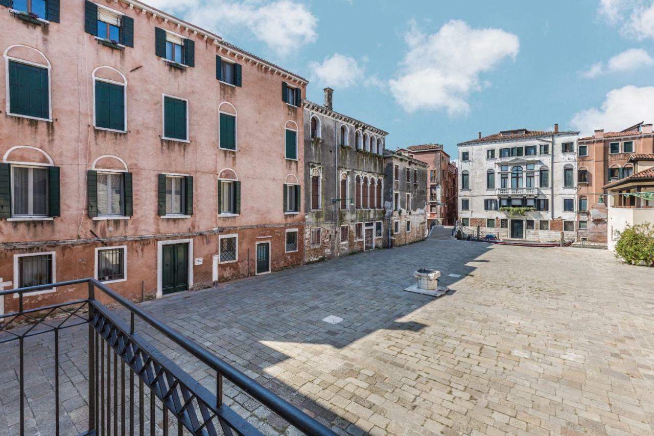 Ca' Del Monastero 1 Collection Apt For 4 Guests With Balcony And Lift Venice Exterior photo